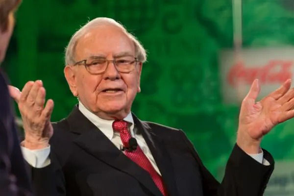 Warren Buffet và khoản đầu tư Coca-Cola-VCBF